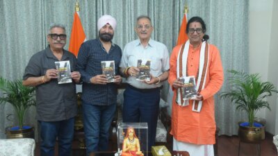 कश्मीर की प्राचीन विरासत पर आधारित पुस्तक का विमोचन, राज्यपाल बोले- शारदा पीठ ज्ञान का शाश्वत केंद्र